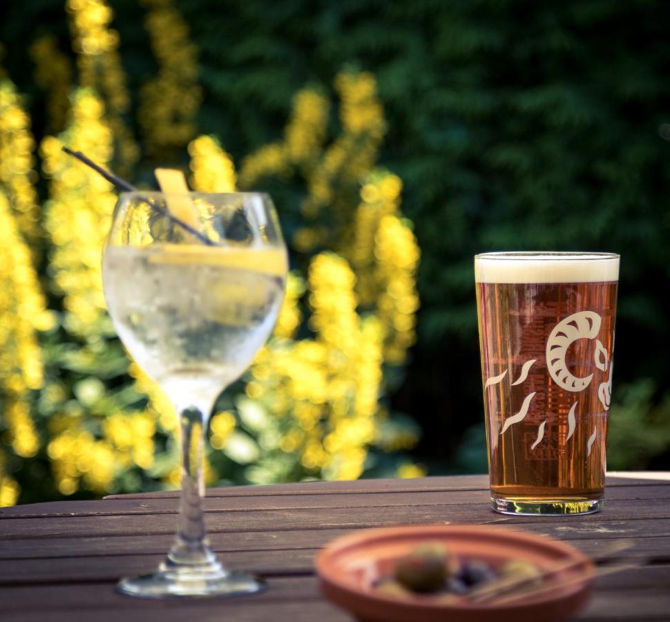 Barbon Inn Екстериор снимка